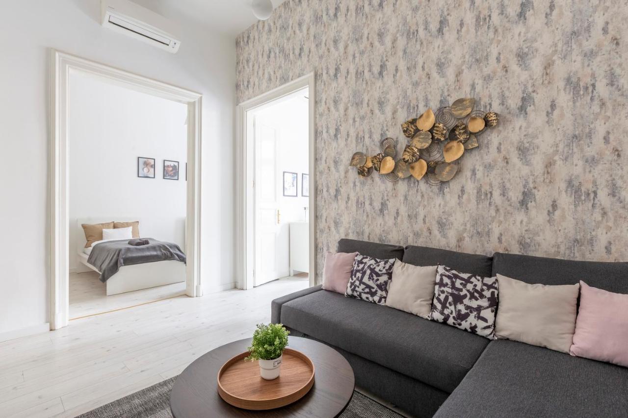 Deluxe Cozy Home In The Heart Of Budapest Exterior photo