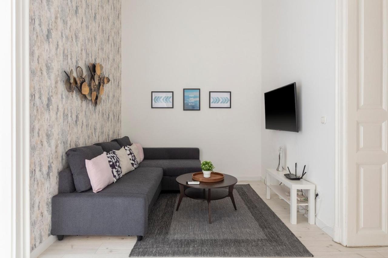 Deluxe Cozy Home In The Heart Of Budapest Exterior photo